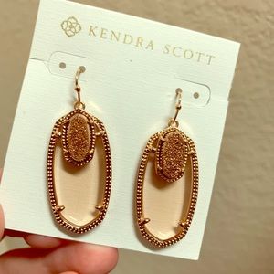 Kendra Scott Emmys